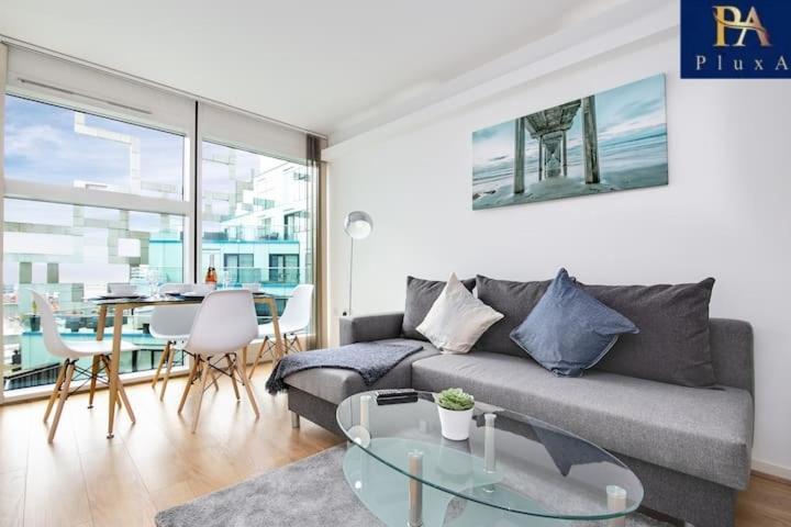 Pluxa Azure Cubic - Azure Cityview, Corporate Stays Welcome Birmingham Extérieur photo